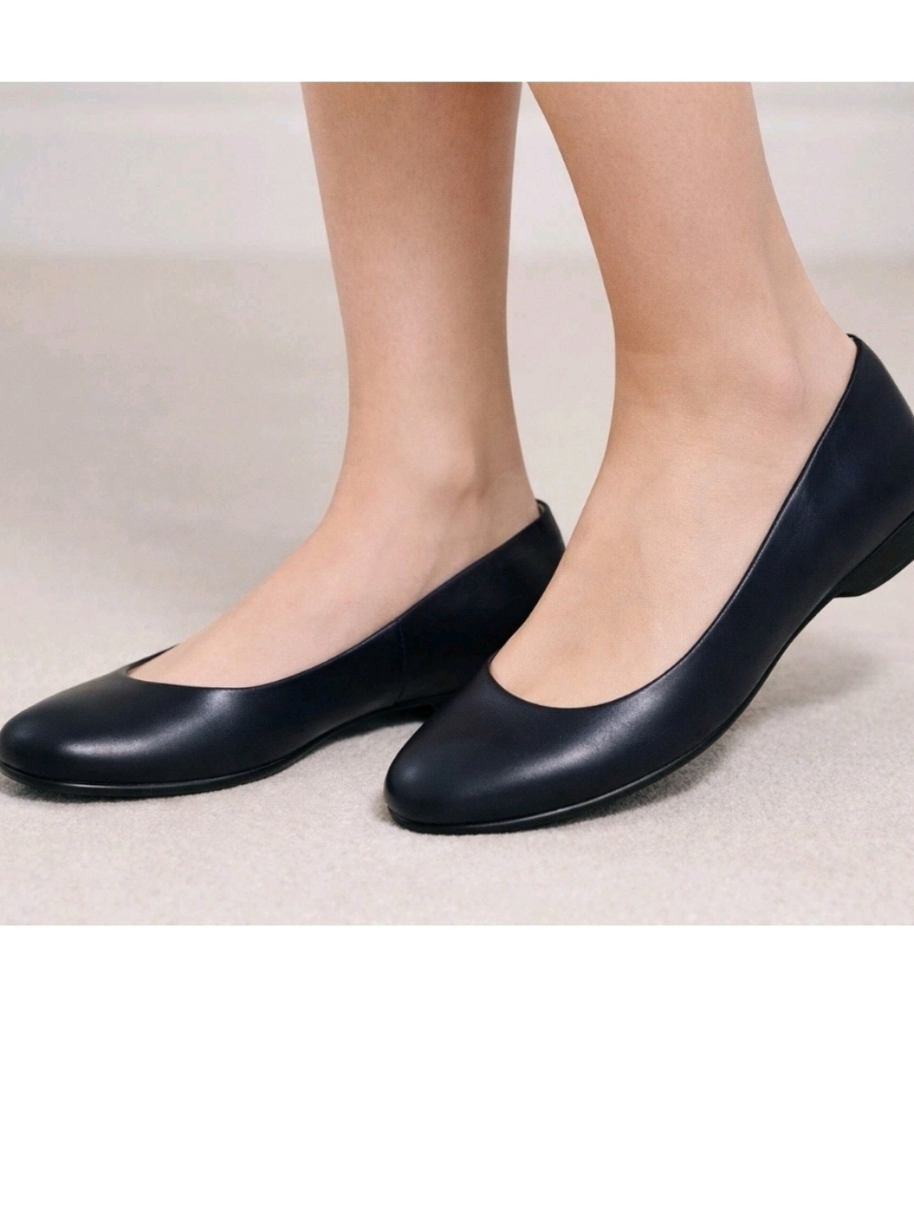 ECCO ANINE SMOOTH LEATHER BALLET FLATS IN BLACK